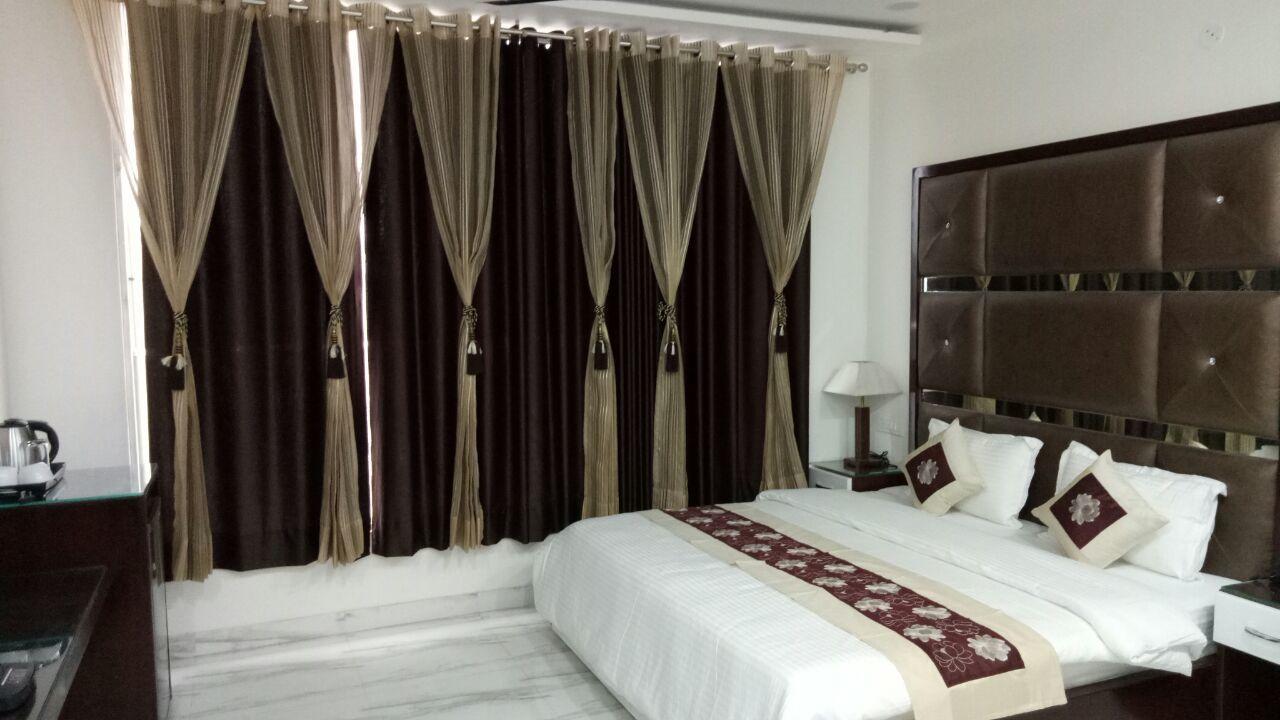 Hotel Neelam Moga Ludhiana Exterior photo